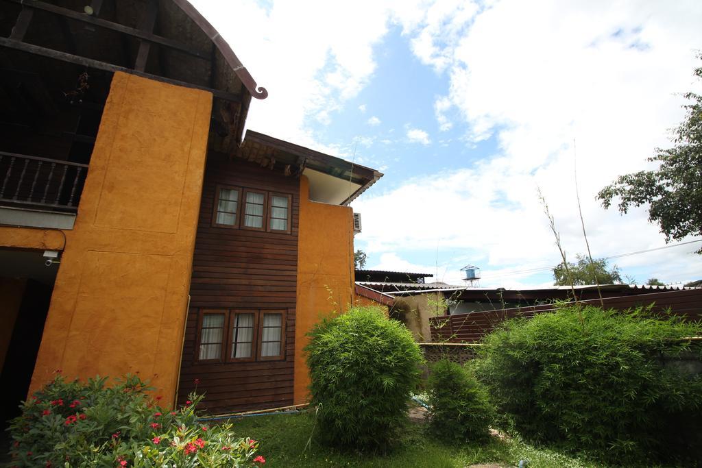 Paifah Boutique House Hotel Exterior foto