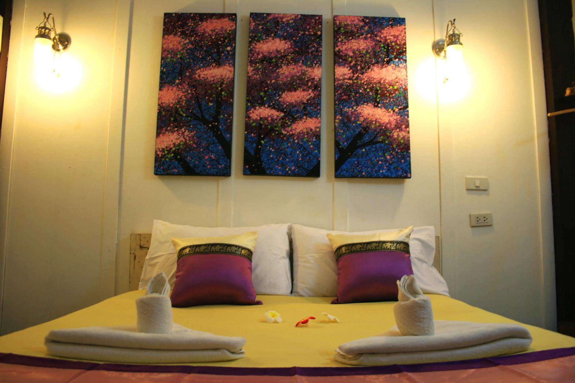 Paifah Boutique House Hotel Exterior foto