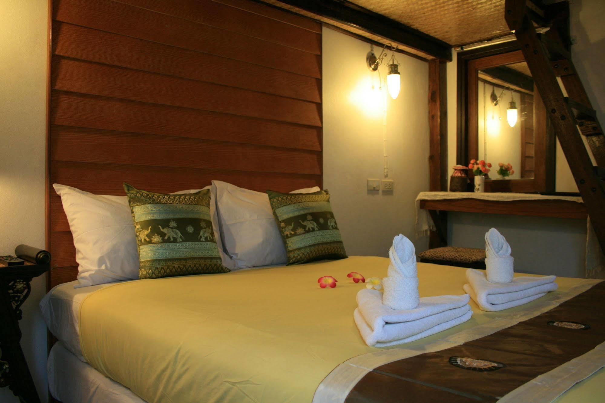 Paifah Boutique House Hotel Exterior foto